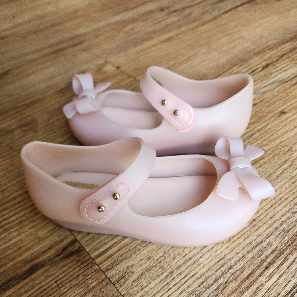 Size 8 - NEW MINI MELISSA Light Pink Matte Sandals
